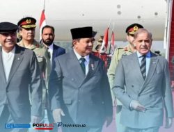Tiba di Pakistan, Prabowo Disambut Presiden Ali Zardar dan PM Sharif