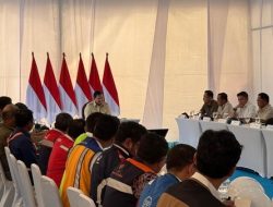 Prabowo: Kita Akan Operasi Besar Pendalaman Sungai di Lokasi Bencana Sumatera