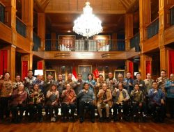 Prabowo dan Asosiasi Pengusaha Indonesia Berkumpul di Hambalang